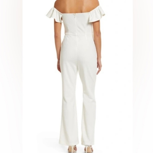 NWT Chelsea28 Jumpsuit Ivory Cloud White Off Shoulder Sweetheart Neck Jumper - Picture 4 of 9